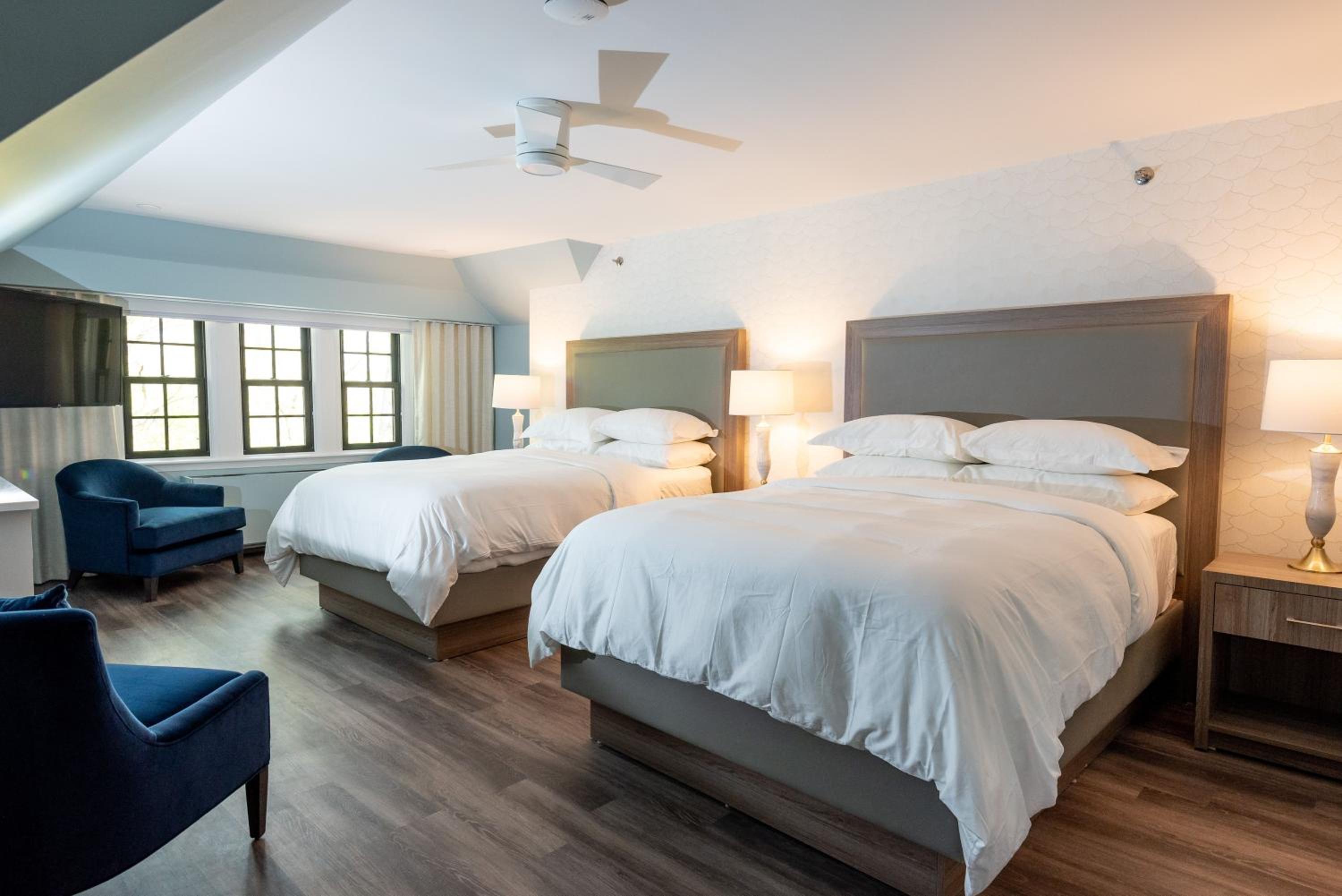 Deluxe, Suite, Queen Bed