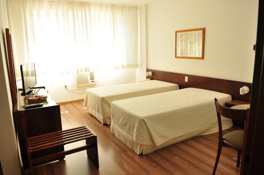 CANOAS PARQUE HOTEL 6/30