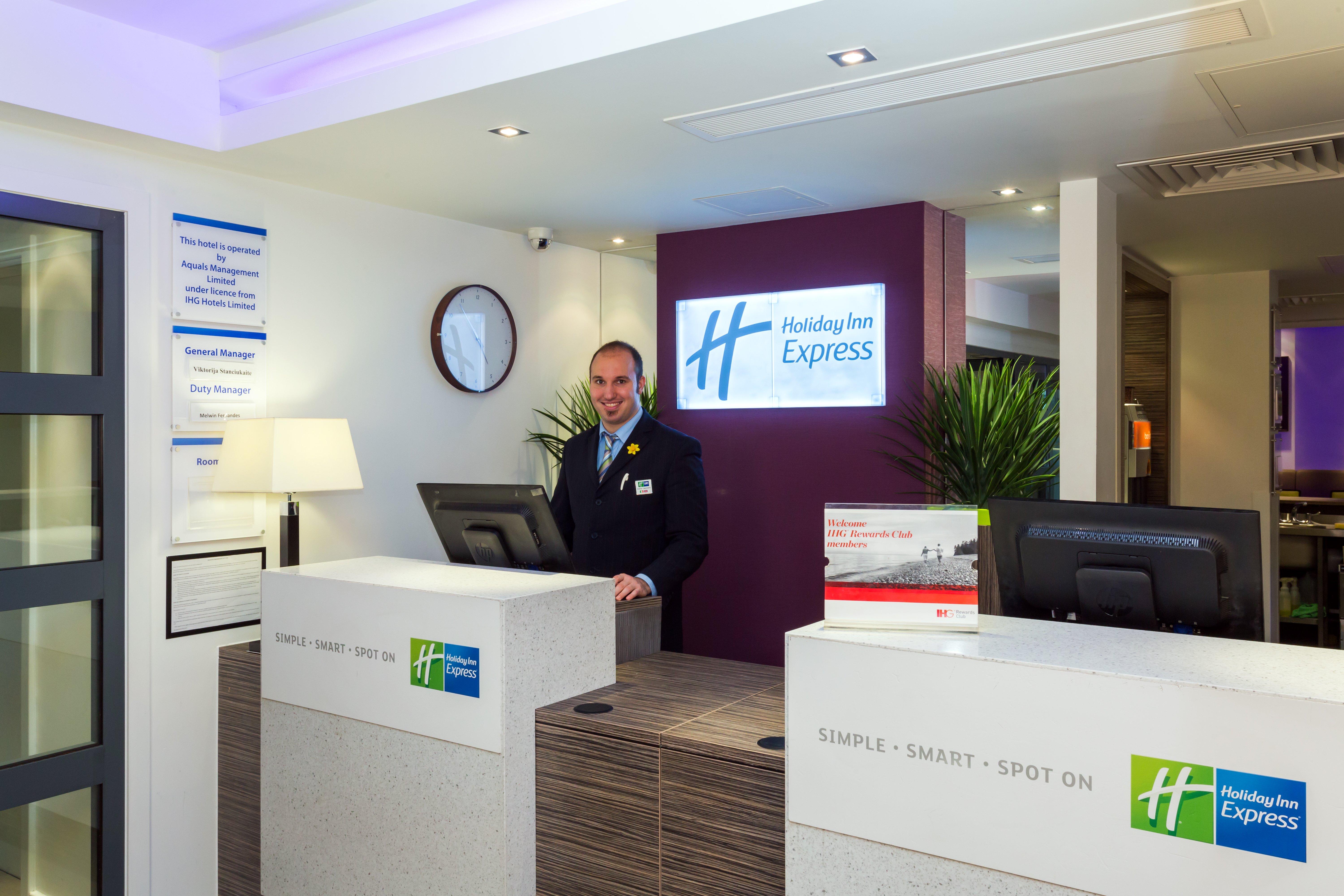 HOLIDAY INN EXPRESS HARLOW 15/74