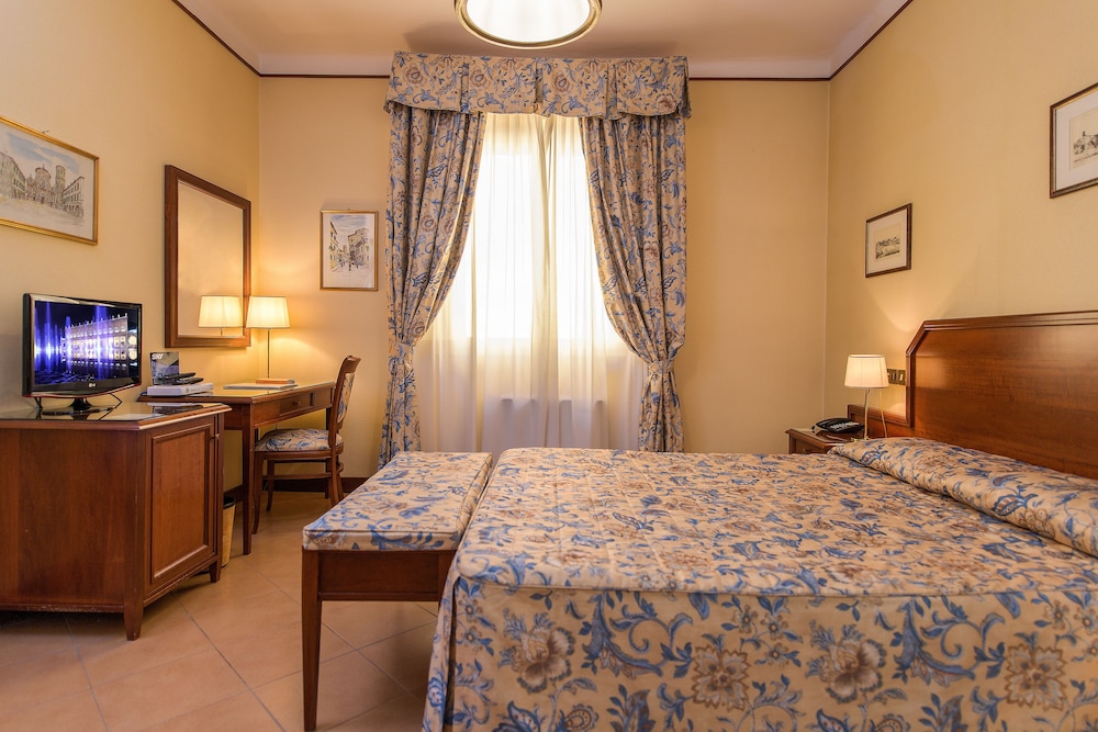 Albergo Reggio 22/63
