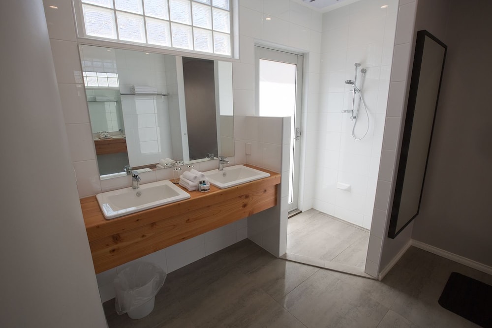 Maand Up Accommodation 57/61