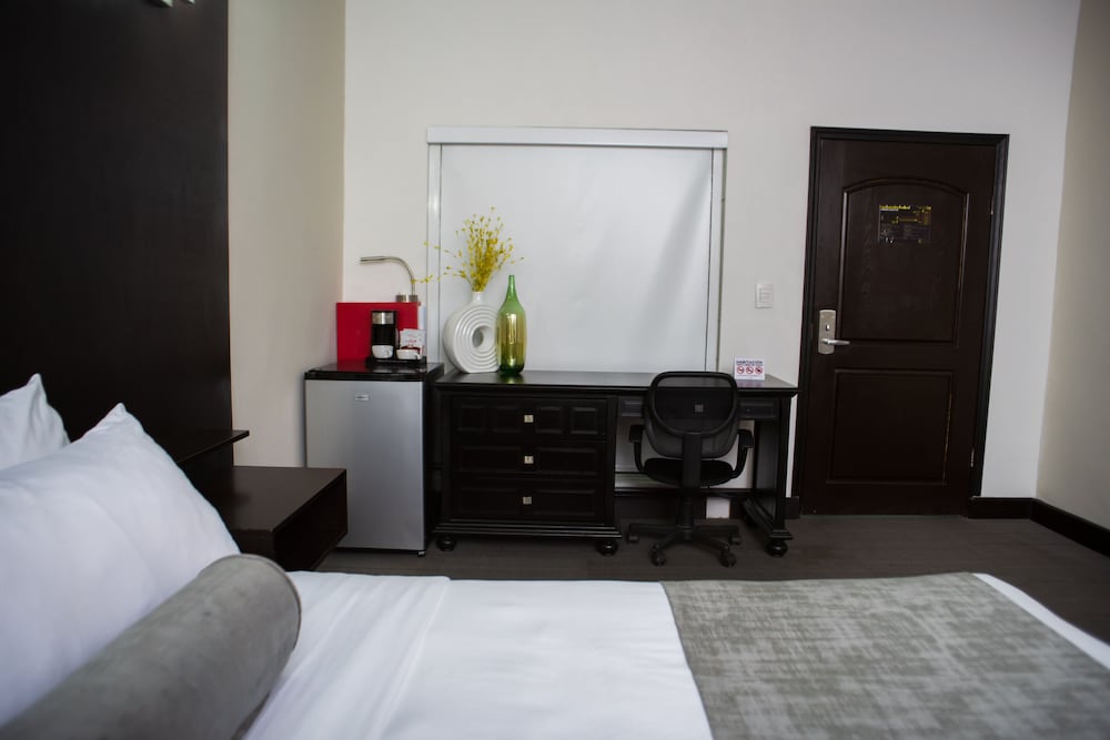 Stay Inn Hotels 12/39