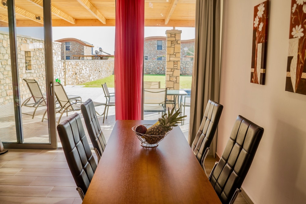 Estrella Villas 43/68