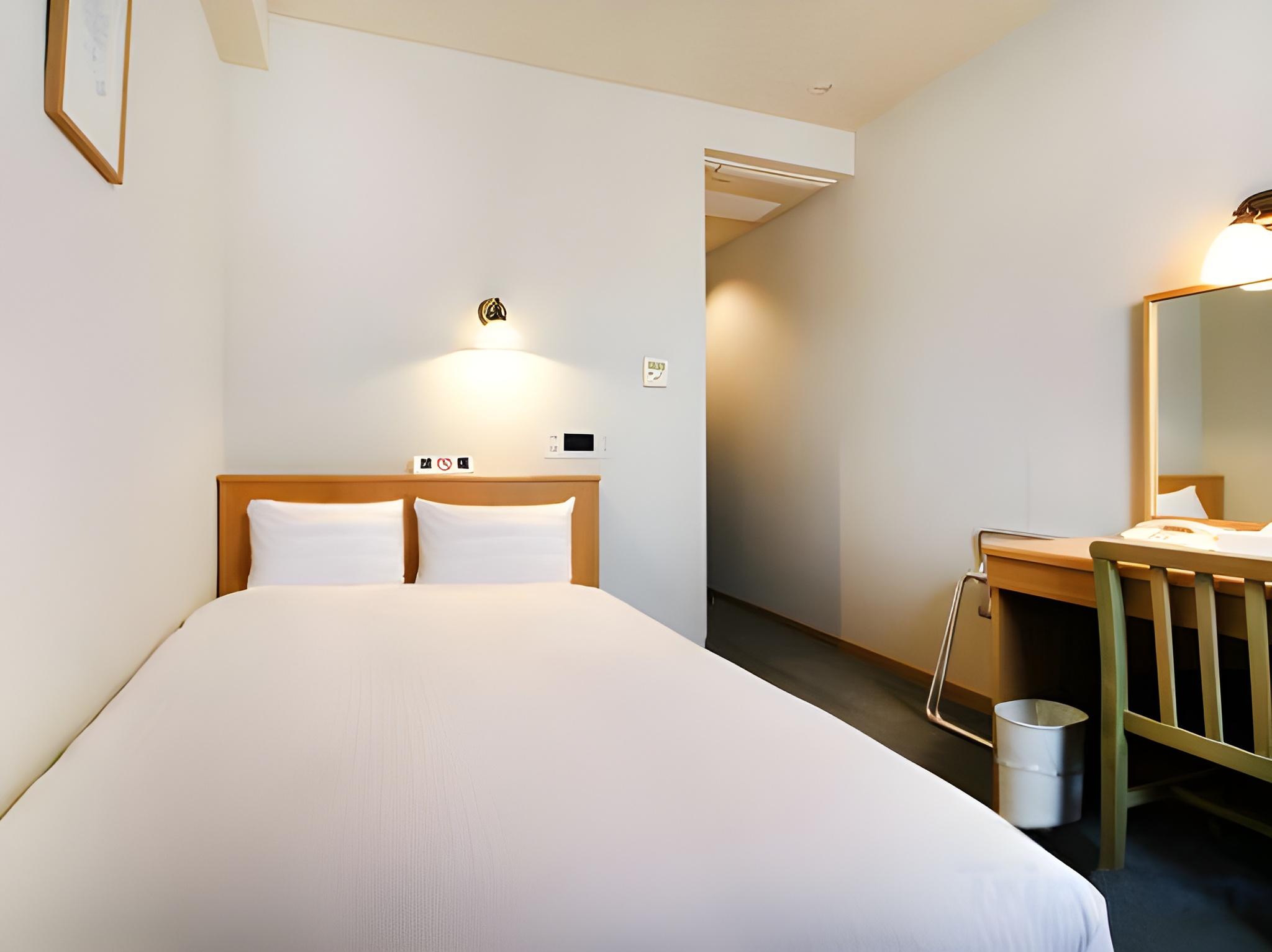 Semi Room, Standard, Semi Double Bed