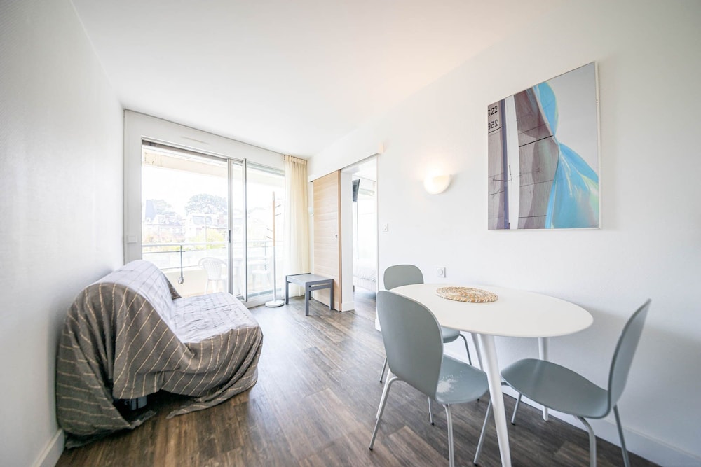 Best Western Hotel Le Crystal Dinard 52/58