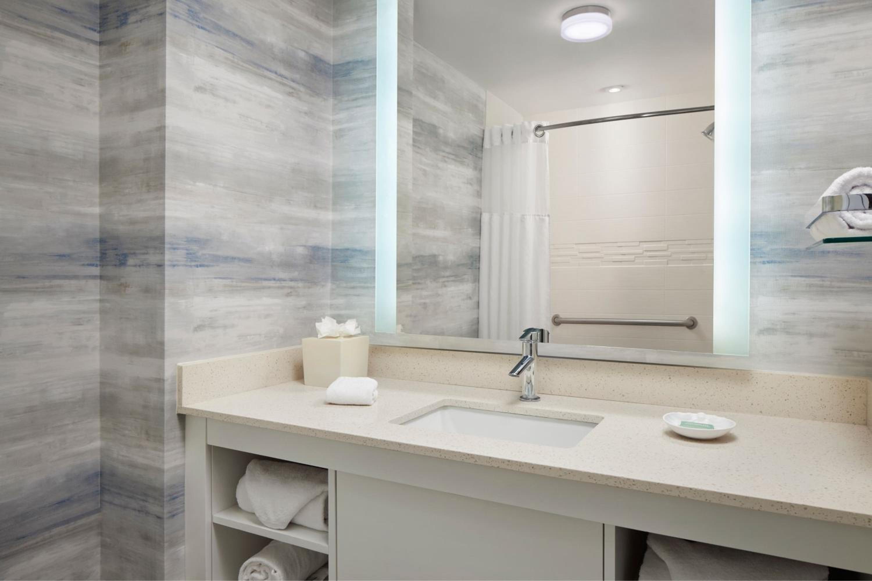 جناح جونيور بسرير كينج، Bethany Beach Ocean Suites Residence Inn 6/7