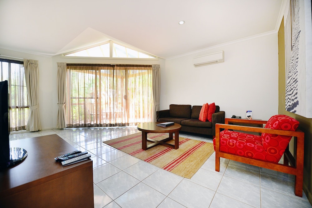 BreakFree Aanuka Beach Resort 34/69