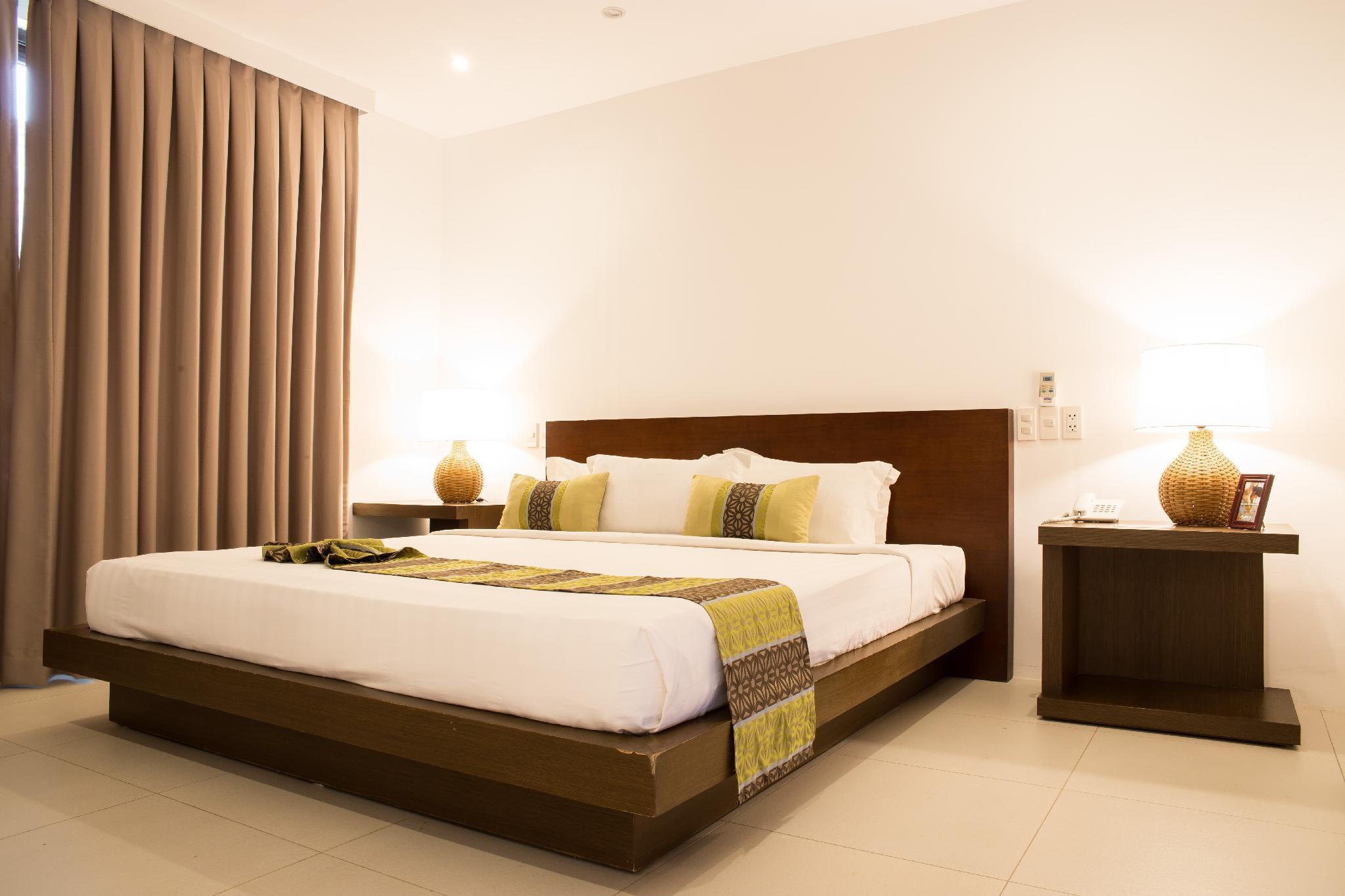 Ciriaco Hotel and Resort 10/31