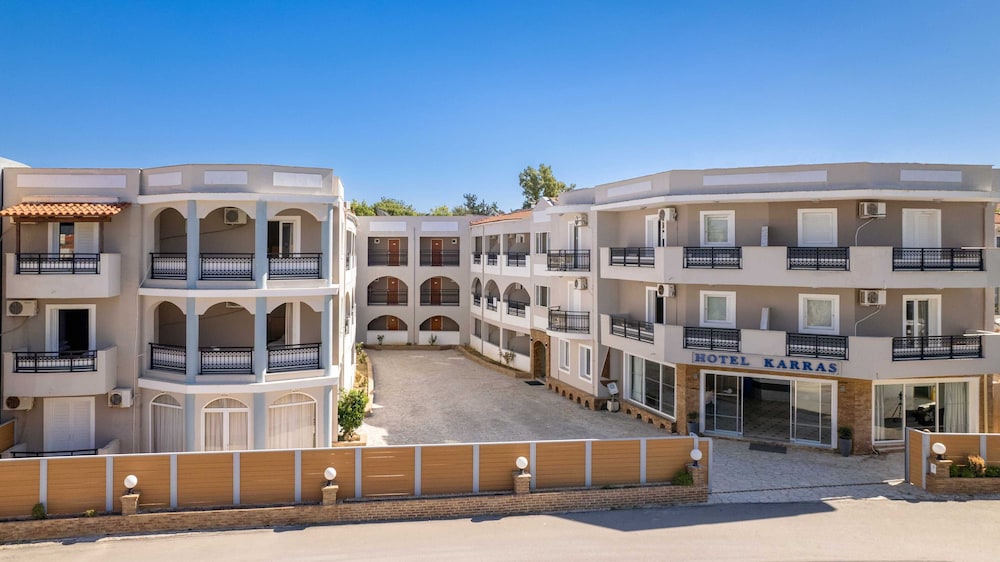 Karras Hotel 6/66