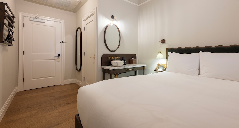 Gjelina Hotel 15/50