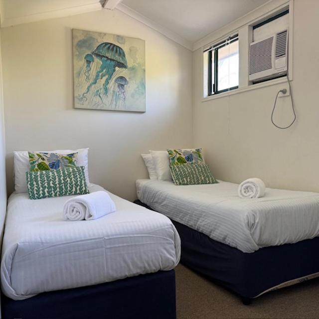 NOOSA KEYS RESORT 25/64