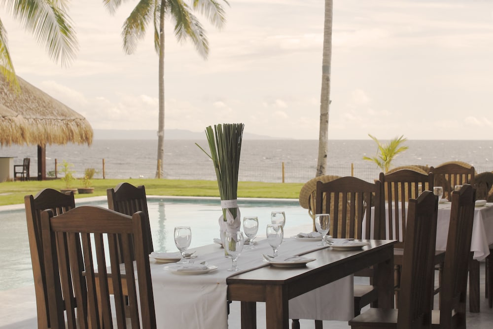 Sea Dream Resorts 38/68