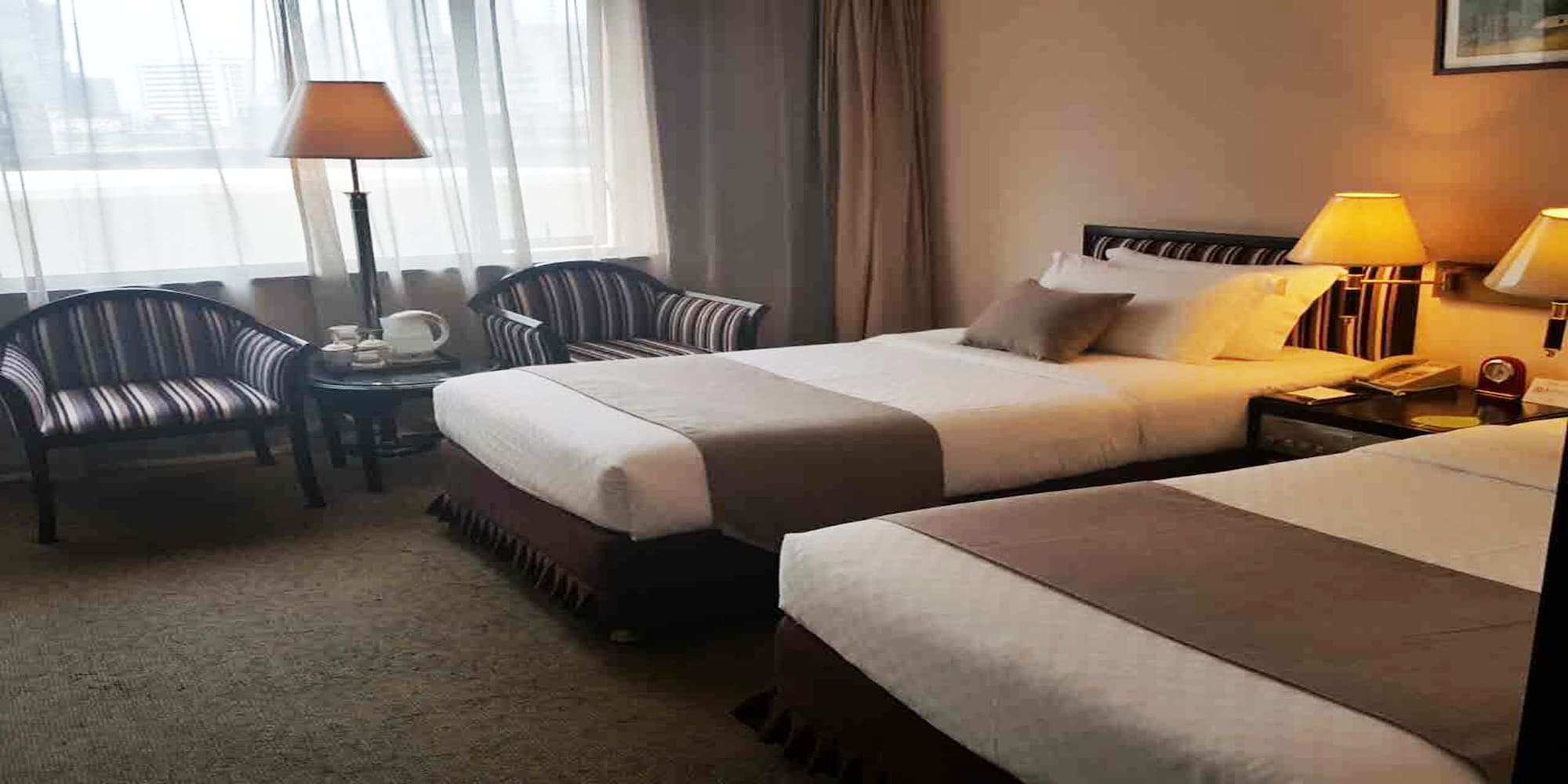 غرفة قياسية بسريرين منفصلين، Kunming Jin Jiang Hotel 4/5