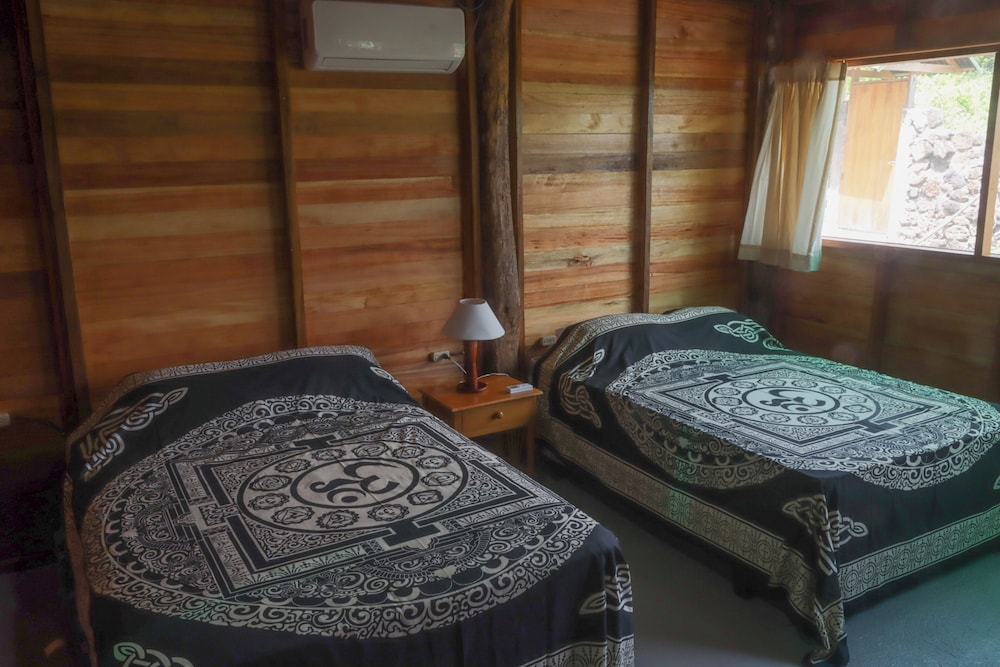 Galapagos Chalet 26/57