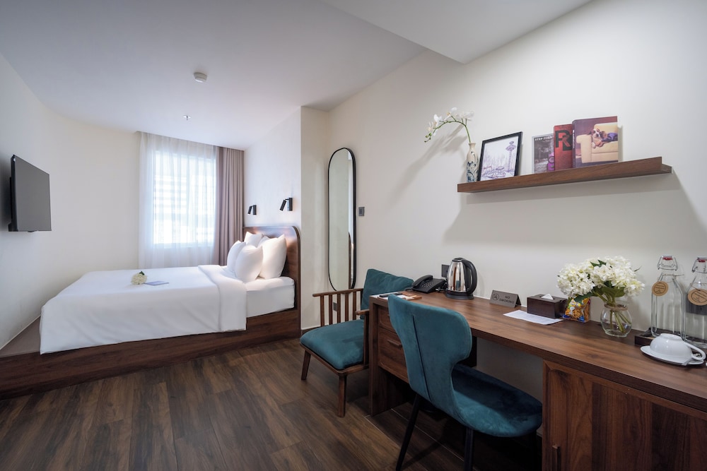 Hato Saigon Hotel & Rooftop 19/50