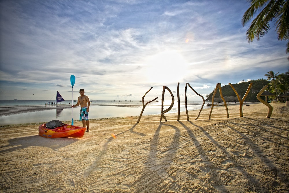 FRIDAYS BORACAY RESORT 43/50