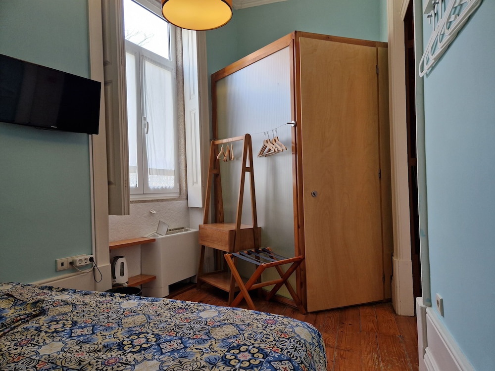 Dukes Corner Guest House 63/76