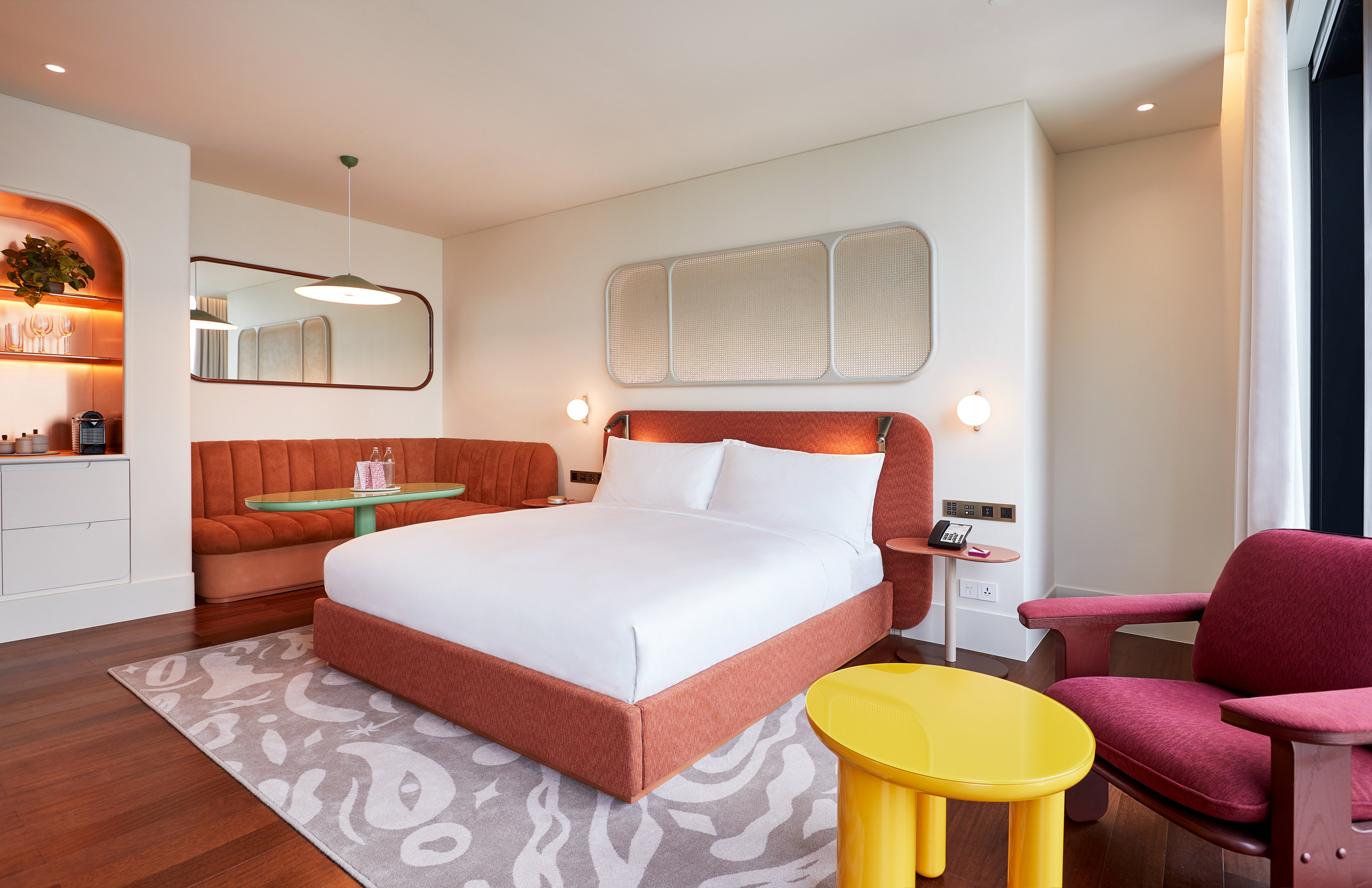 The Standard Bangkok Mahanakhon 7/50