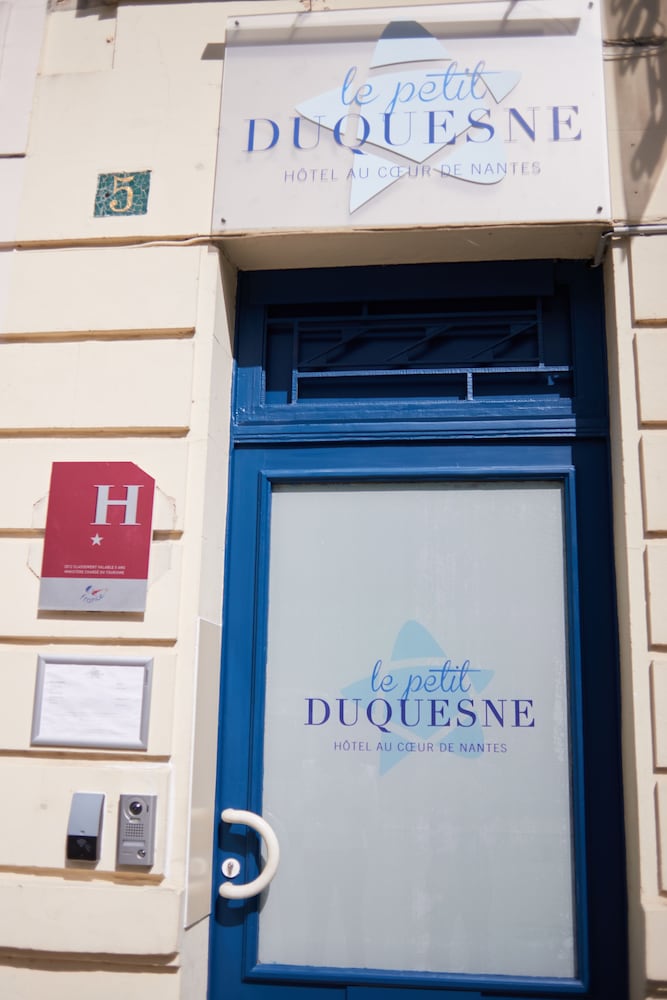 Hotel Le Petit Duquesne 3/38