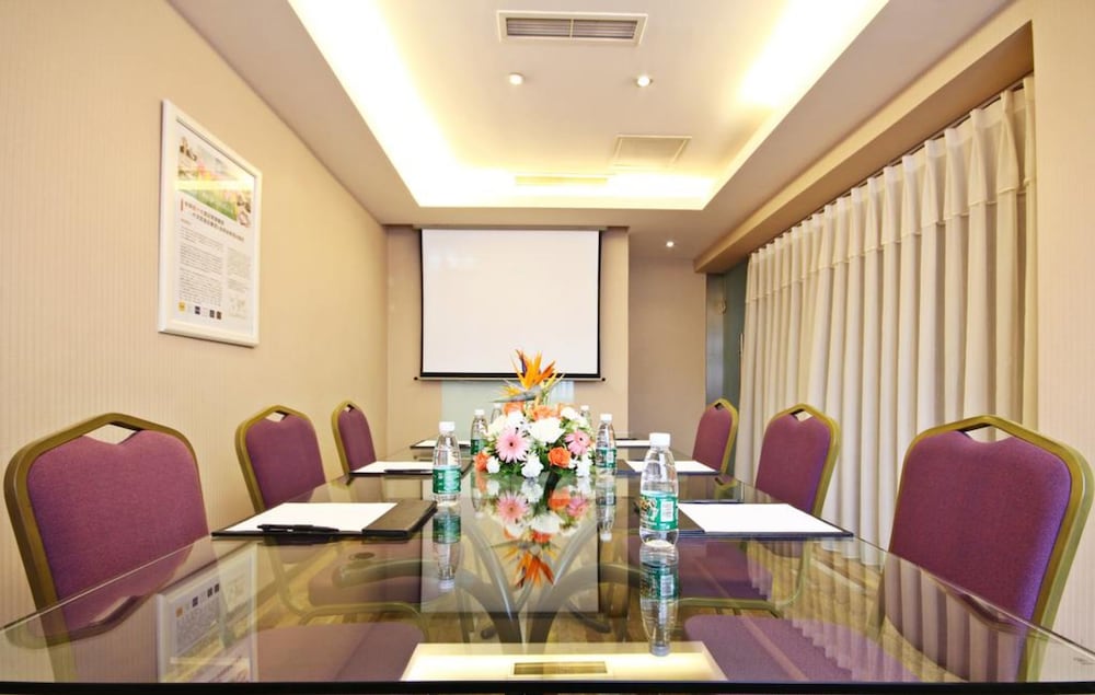 Tulip Inn Mareka City Chengdu 15/16