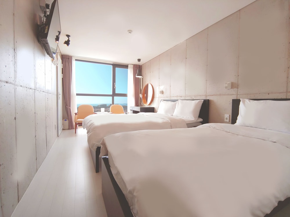 Hotel Stay Interview Jeju 21/50