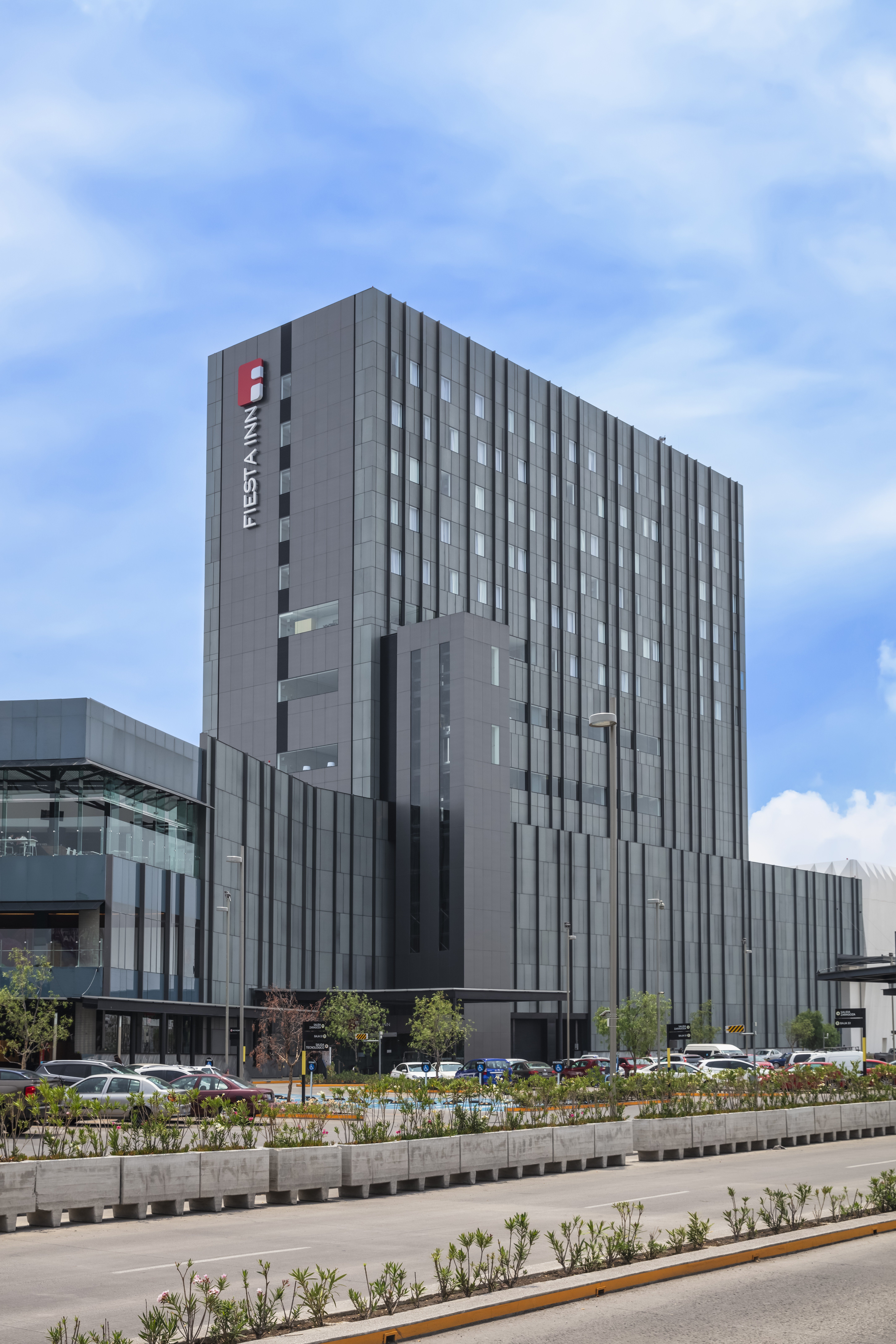 Fiesta Inn Parque Puebla 4/73