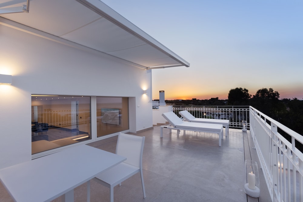 Grotta Palazzese Beach Hotel 32/61