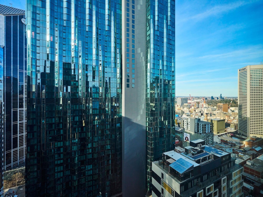 Novotel Melbourne Central Hotel 69/71