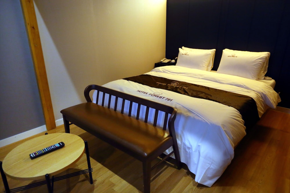 Hotel Forest 701 12/50