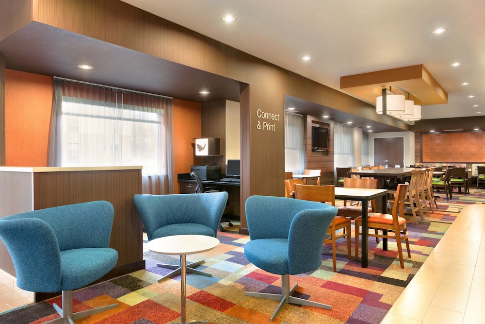 Fairfield Inn & Suites Youngstown Boardman Poland 25/35