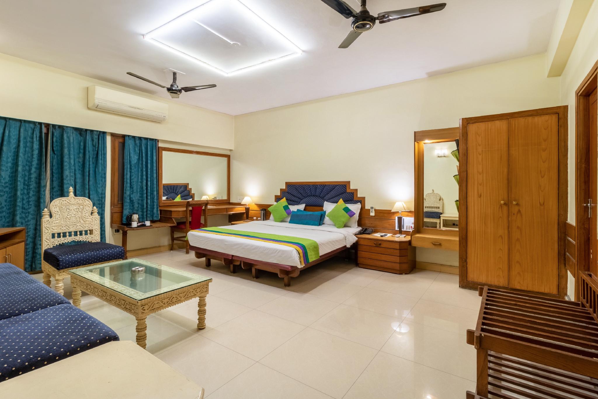 Fabhotel Mi Road