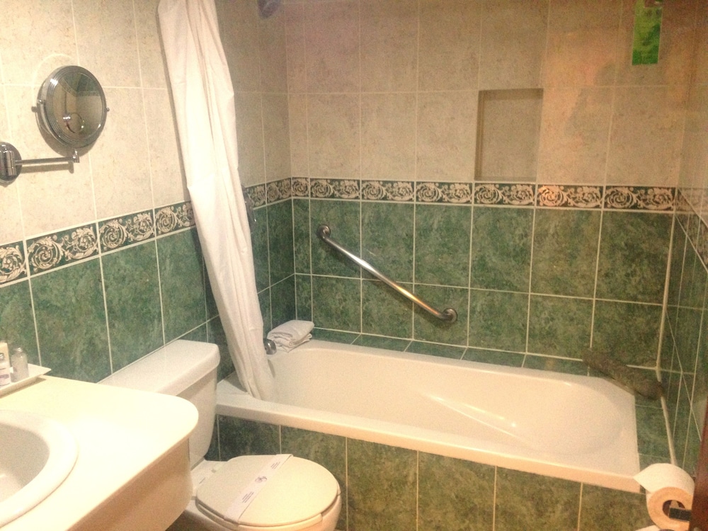 Hotel Plaza Colonial 62/62