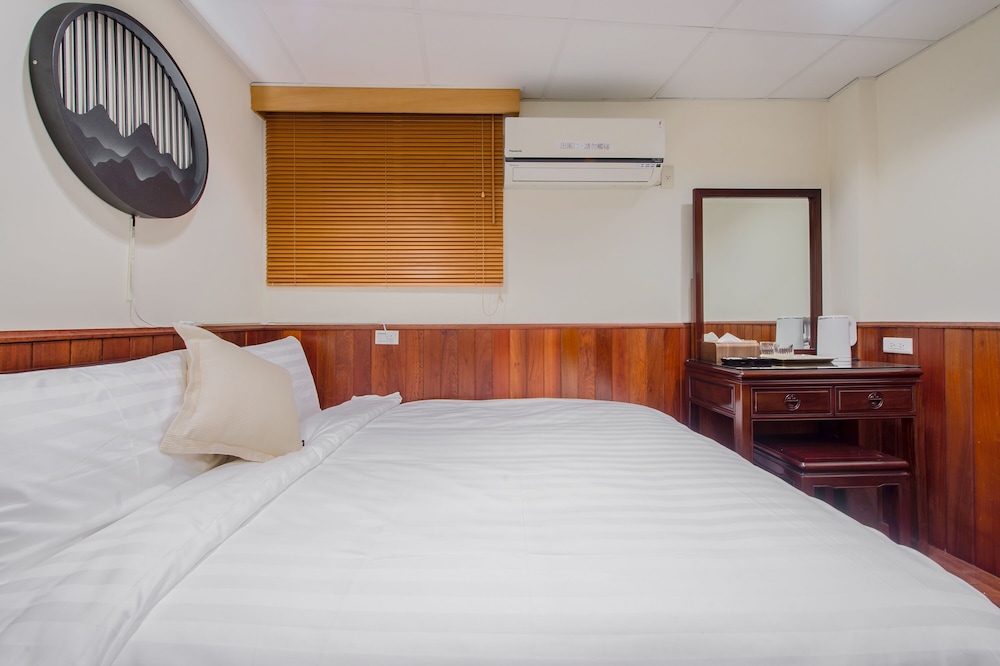 Standard, Double Bed, No Window