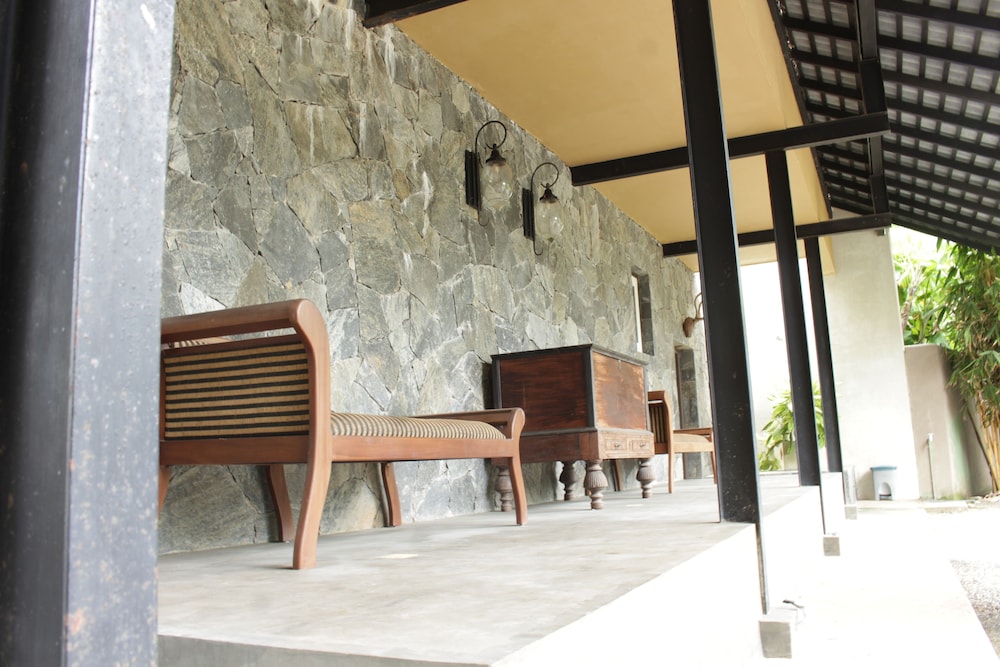 Handagedara Resort 9/63