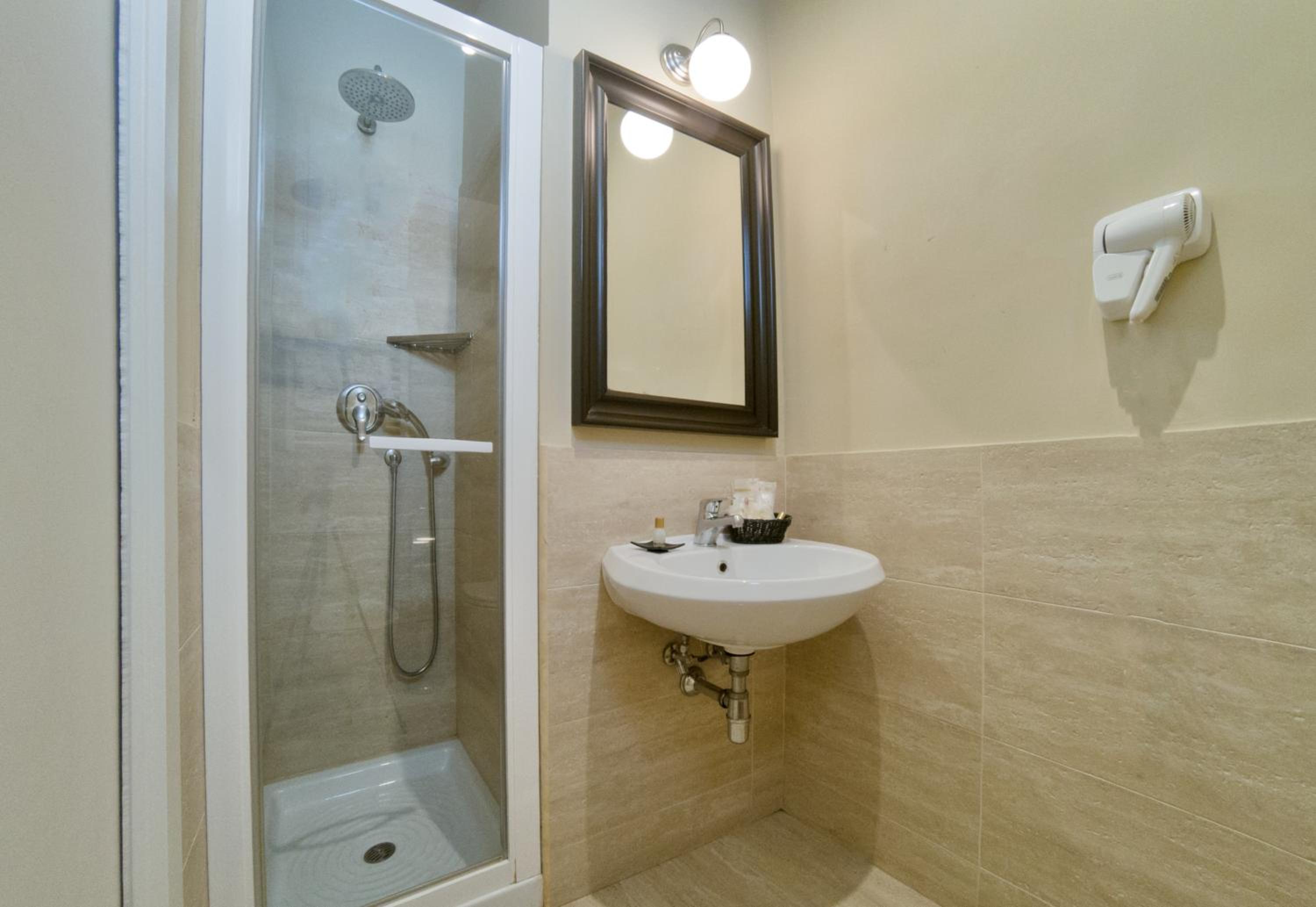 Room, Double Bed, Small