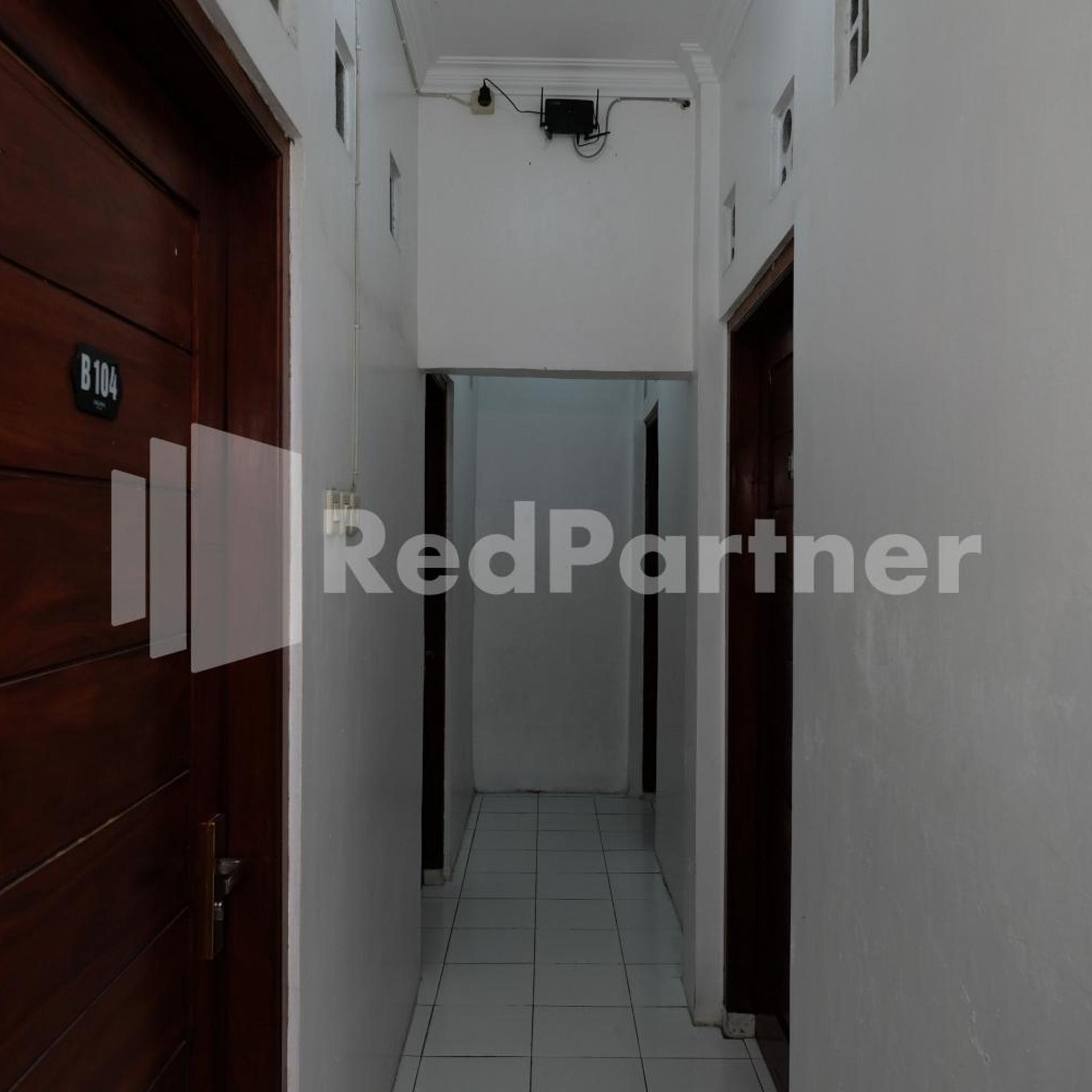 OYO 3707 Halona Guesthouse 31/50