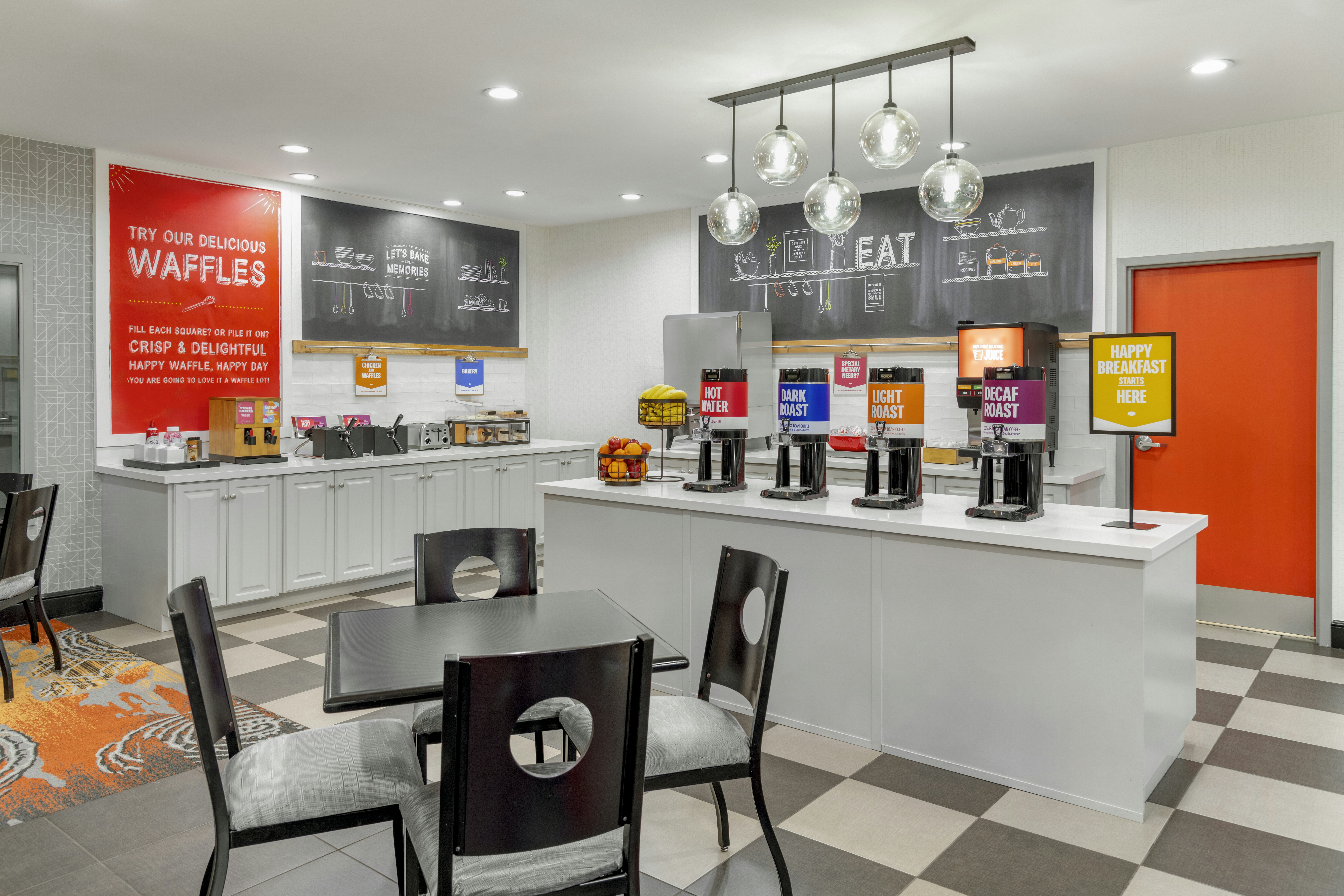Hampton Inn Olathe 25/43