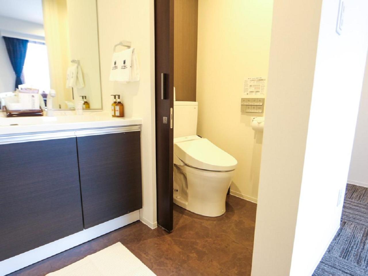 Hotel Livemax Chiba-ekimae 23/25