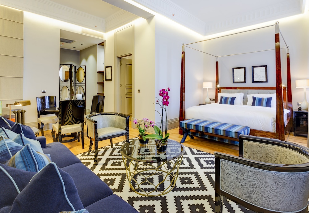 Ravouna 1906 Suites - Special Class Adults Only 30/45
