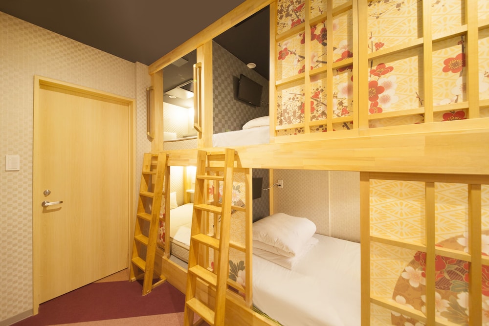 Ueno Station Hostel Oriental 1 20/50