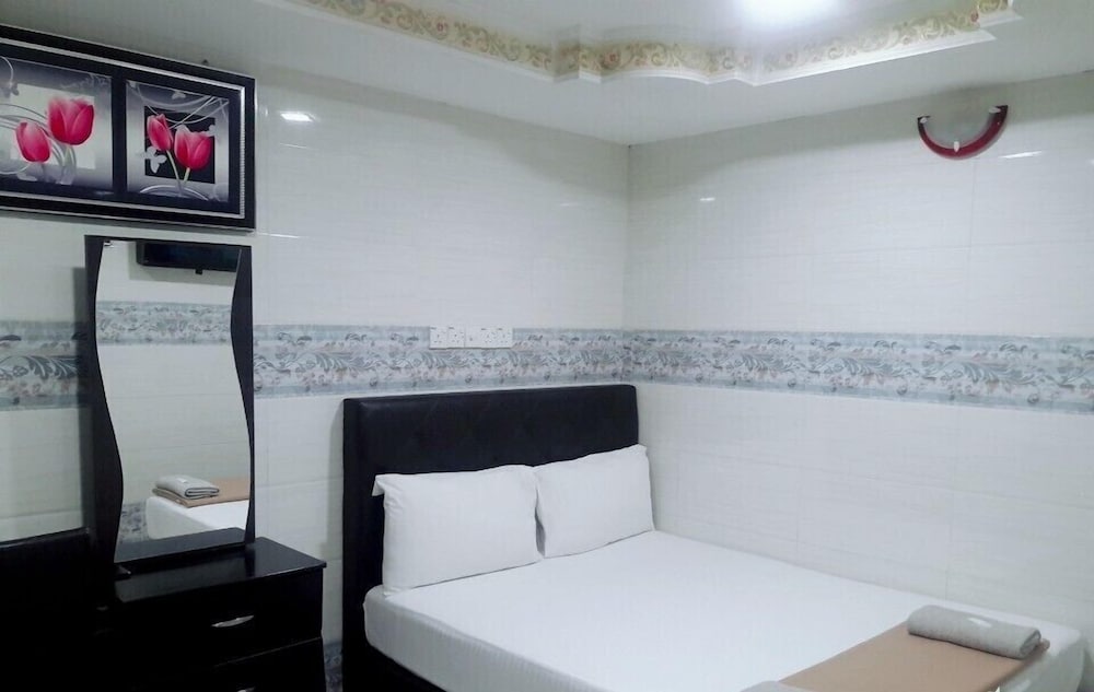 Ark Taman Melawati Hotel 22/32