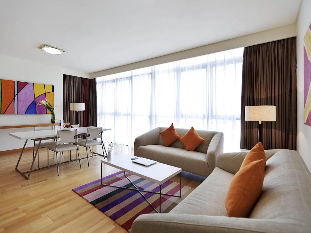 Ibis Abu Dhabi Gate Hotel 50/71