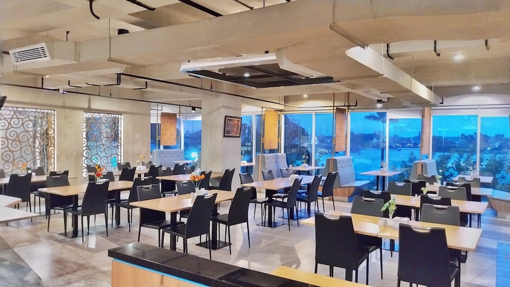 Hotel Brothers Biru Solo Baru 37/41
