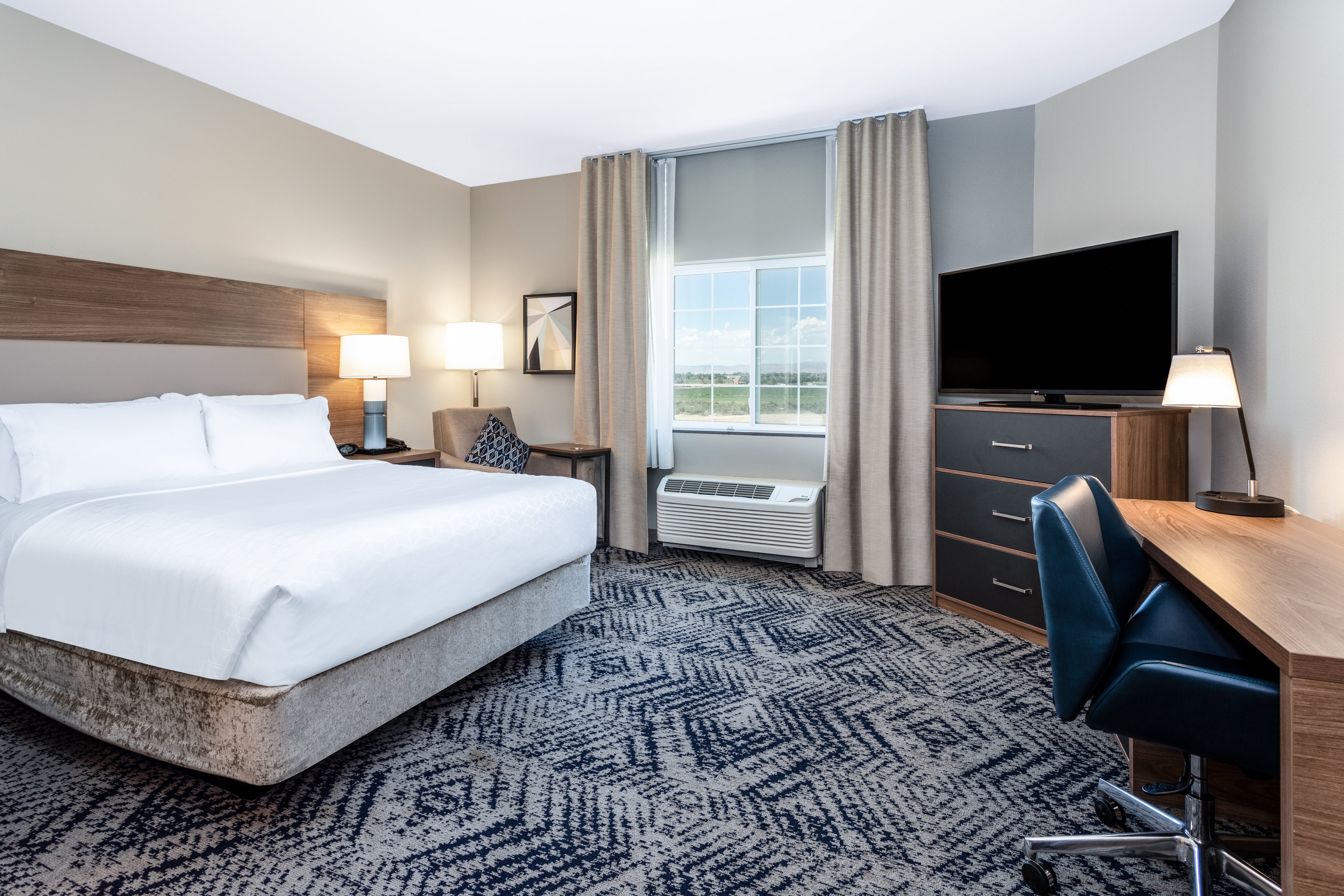 جناح استوديو بسرير كوين