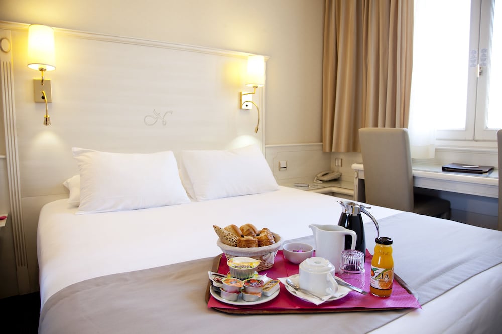 Hotel Napoleon Ajaccio 30/55