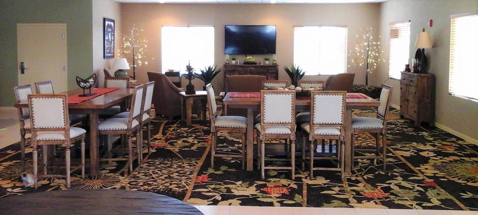Baymont Inn &amp; Suites Crystal City 8/16