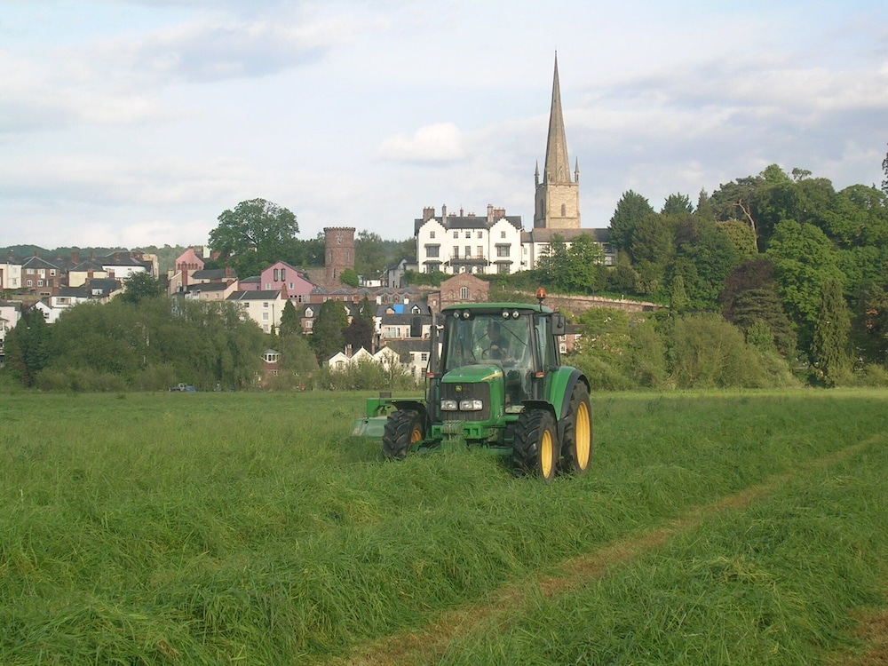 Benhall Farm Holidays 21/24