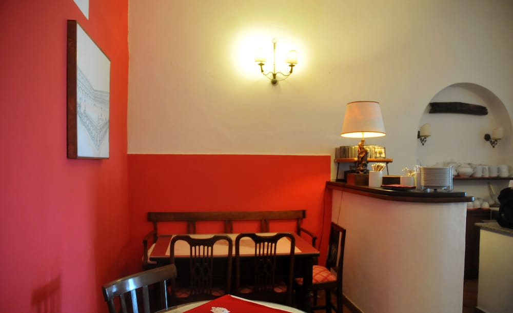 Albergo Casajanca 37/50
