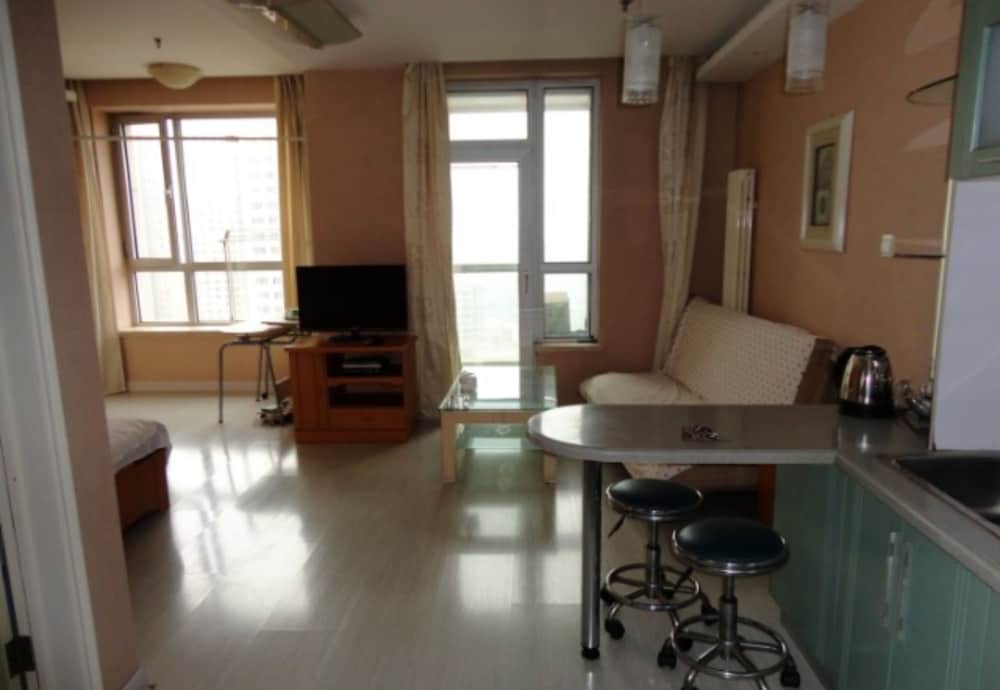 Dalian Xiuzhu Building Apartment 22/50