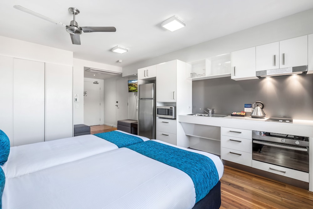 Essence Apartments Chermside 10/72
